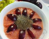 A picture of step 3 of Plum chia smoothie.
