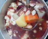 Hình bước làm 4 của món Vegatable and seafood soup with pasta (Súp nui hải sản rau củ)