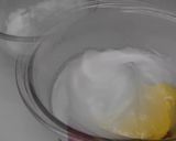 A picture of step 3 of Japanese Souflè Pancakes.