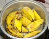 Foto langkah ke 1 dari resep Bolen Pisang Lilit.