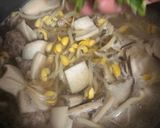 รูปขั้นตอนการทำที่ 5 ของ ต้มจืดหมูถั่วงอกหัวโต 🍲🍄