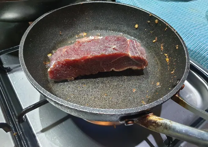 Langkah-langkah untuk membuat Cara membuat Beef Wellington ala rumahan