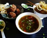 મનચાઉ સૂપ (Manchow soup recipe in gujarati) રેસીપી સ્ટેપ6ફોટો
