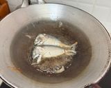 รูปขั้นตอนการทำที่ 3 ของ น้ำพริกกะปิปลาทูทอดไข่ชะอม