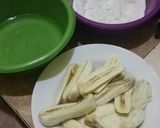 Foto langkah ke 2 dari resep 75. Pisang Goreng Renyah Tahan Lama.