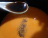 A picture of step 7 of Tomato carrot soup with croutons.