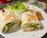 Une image de l'étape 5 de Burritos au poulet avocat salade.
