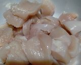 รูปขั้นตอนการทำที่ 1 ของ ผัดคะน้าหมูยอไก่