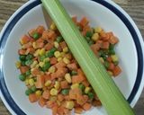 Foto del paso 3 de la receta: Pasta tornillo con atún y verduras en frío