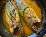 A picture of step 5 of Koi Jhaal or Climbing Perch in Mustard paste.