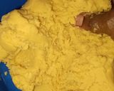 A picture of step 2 of Custard chocolate cookies.