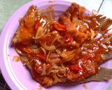 Foto langkah ke 4 dari resep Ikan gurame tepung pedes manis.