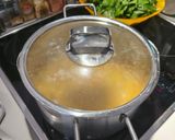 Foto del paso 9 de la receta: Guardia civiles con chaquetones Rápidos (garbanzos con acelgas)