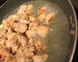 A picture of step 12 of Pollo al Vin Santo.
