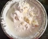 A picture of step 3 of Black currant ice cream.