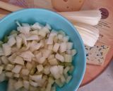 Foto del paso 1 de la receta: Canastitas de queso azul, apio y nuez 😋