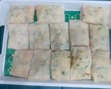 Foto langkah ke 3 dari resep Martabak Telur Mini Putih Telur.