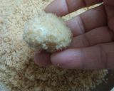 A picture of step 9 of Fried milk hearts.