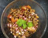 A picture of step 5 of Cow peas chaat.