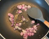 Foto langkah ke 6 dari resep Plecing Ayam Suwir.
