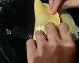 Foto langkah ke 4 dari resep Bolen pisang lumer manisnya pas.