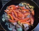 Foto del paso 2 de la receta: Guiso de cerdo, garbanzos y porotos negros