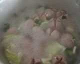 Foto langkah ke 2 dari resep Sayur Sop Bakso.