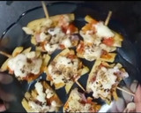 फ्रैंच फ्राइज पिज़्ज़ा (French fries pizza recipe in Hindi) रेसिपी चरण 4 फोटो