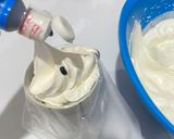 Foto langkah ke 2 dari resep Butter Cream.