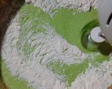Foto langkah ke 4 dari resep Bolu Pandan Keju.