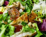 Foto del paso 1 de la receta: Ensalada con pollo y queso
