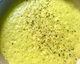 A picture of step 7 of Turmeric cauliflower soup - vegan.