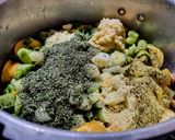 Foto del paso 2 de la receta: PATAS DE POLLO🐥AL Ajiaco🍗🌽🌿 Colombiano...!🇨🇴