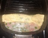 Foto langkah ke 3 dari resep Telur Dadar Gulung.