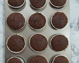 Foto langkah ke 6 dari resep Cup Cake Moist Ekonomis.