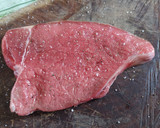 Foto del paso 1 de la receta: Filete de ternera a caballo