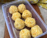 Foto langkah ke 6 dari resep 540. Pumpkin Mozarella Ball (Bola Labu Mozarella) #LabuSeru.
