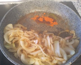 Foto del paso 3 de la receta: Atún rojo encebollado