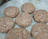 Foto langkah ke 5 dari resep Beef Patty Tender & Juicy #BikinRamadanBerkesan.