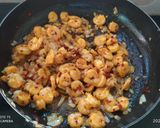A picture of step 5 of Chilli Garlic PRAWNS.