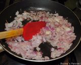 A picture of step 6 of Azerbaijani yogurt soup herbs.