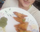 A picture of step 3 of Chicken Keema samosa.