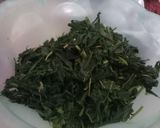 Foto langkah ke 1 dari resep Sayur Daun Singkong.