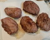 Foto del paso 2 de la receta: Carrilleras ibéricas en salsa de berenjena y champiñones