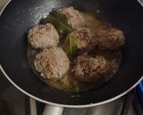 A picture of step 6 of Homemade Meatballs With Spaghetti #mycookbook #2flavours.
