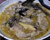 Foto langkah ke 4 dari resep 293.Ceker Ayam Jamur Kuping Masak kecap (Topping mie ayam).