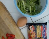 Foto langkah ke 1 dari resep 20. Mie nyemek simpel.