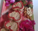 स्ट्रॉबेरी ड्राई फ्रूट ओट्स कुकीज (strawberry dry fruits oats cookies recipe in Hindi) रेसिपी चरण 2 फोटो