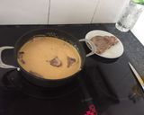 Foto del paso 4 de la receta: Bistec de cerdo en salsa