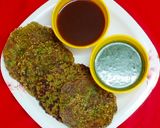 A picture of step 3 of Bajra methi chila.